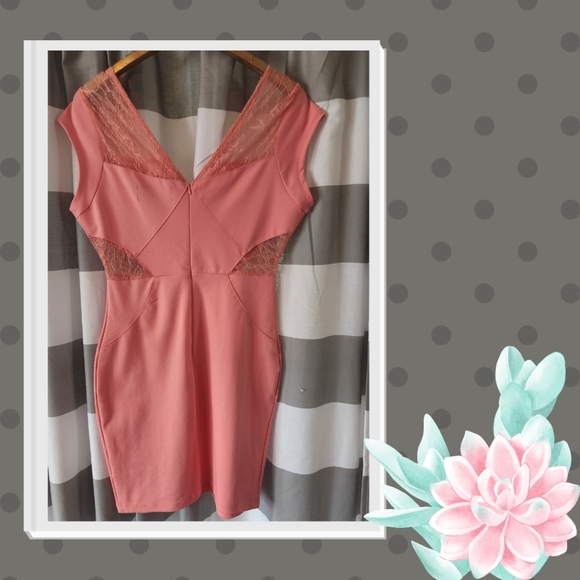 Jack x BB Dakota Cutout Lace Bodycon Dres - Picture 2 of 3